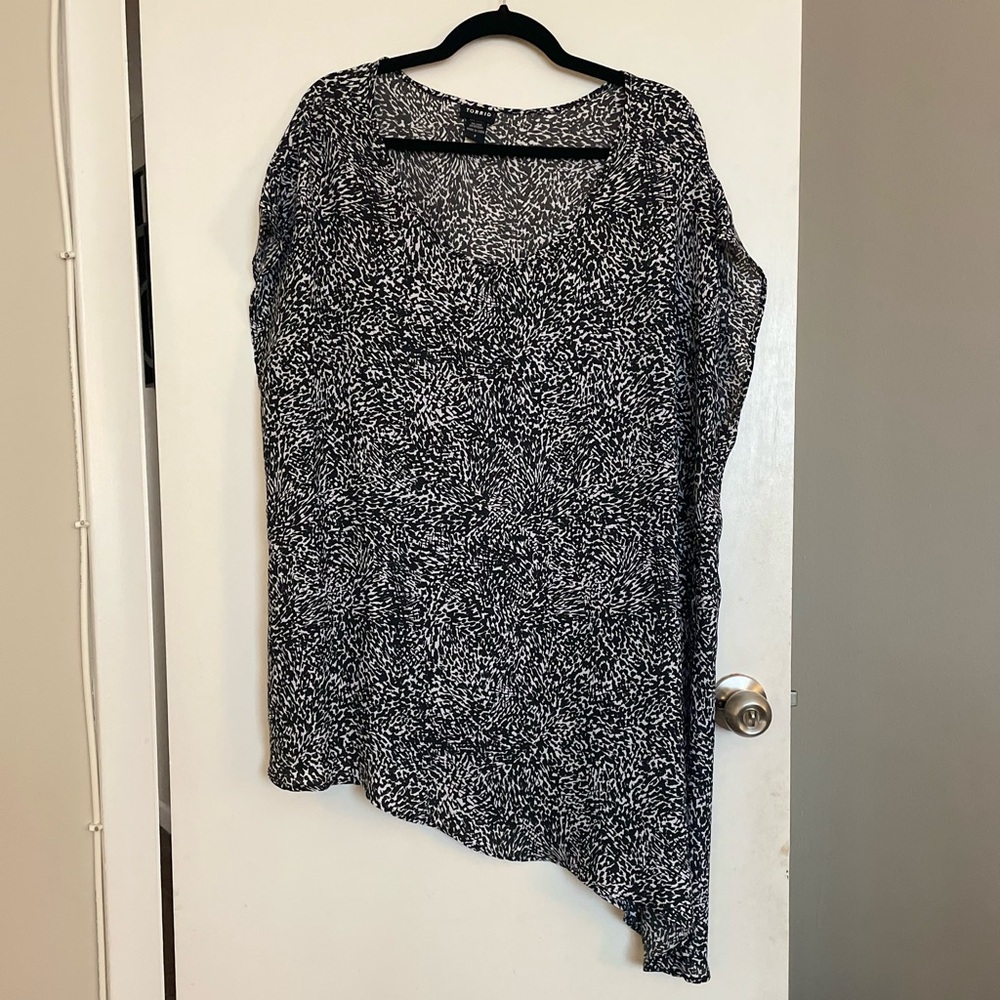 Torrid Asymmetrical Tunic Top - Size 2X